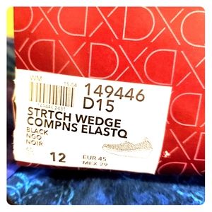 Womens size 12 stretch wedges.